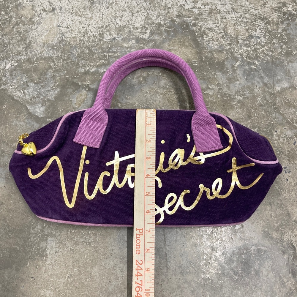 Victorias Secret Purple Velour Barrel Bag Gold Logo Y2K Heart Zipper Pull - Picture 5 of 6